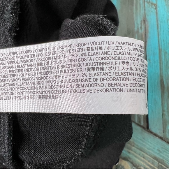 Disney Store Mickey Mouse Jeweled Lightweight Black Crew Neck Sweater Size XL - Picture 12 of 12